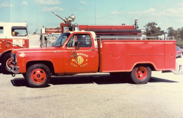 (3-15-4) 1976 GMC Hose Truck